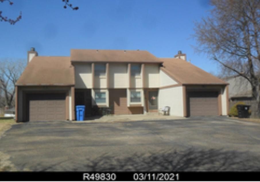 1st image of 1545 SW Chelsea Dr #1545