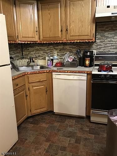 2nd image of 84 13th Ave #713