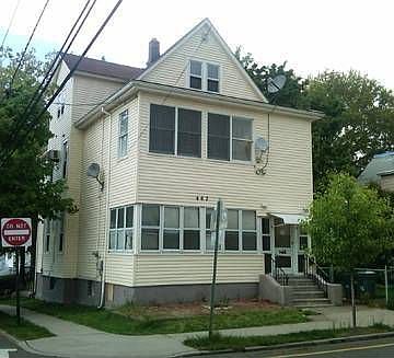 1st image of 463 Banta Ave