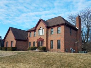 37 Mark Dr, Hawthorn Woods, IL