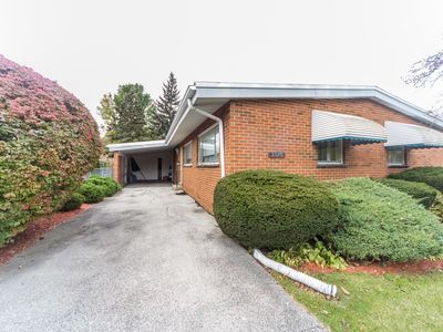 8640 Crawford Ave, Skokie, IL, 60076