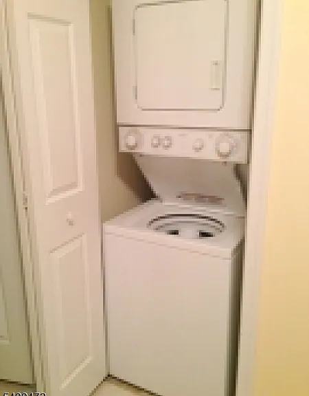 272 Potomac Dr — Photo 8