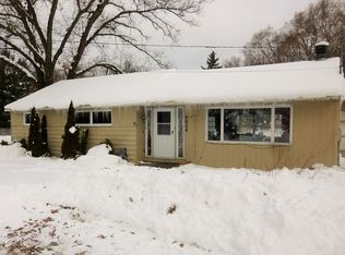 1924 E River Rd, Muskegon, MI 49445