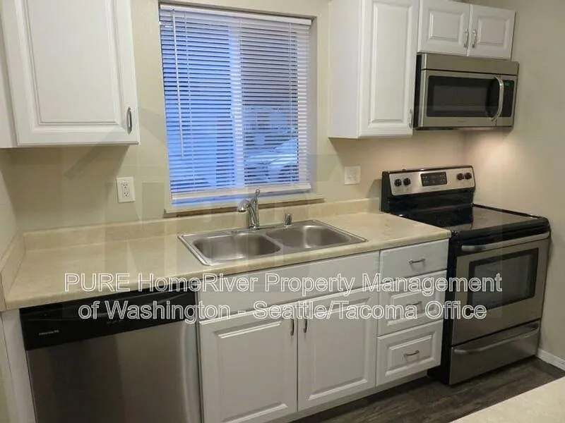 2 bed, 1.0 bath, 1120 sqft, $1,495 — Photo 4