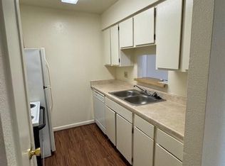 9101 Country Creek Dr APT 208, Houston, TX 77036