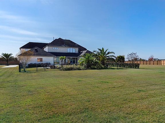5th image of 3960 Noah Ln