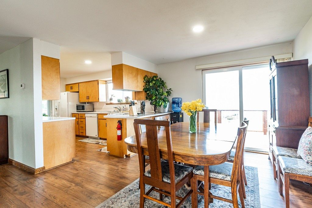 Coupeville, WA 98239