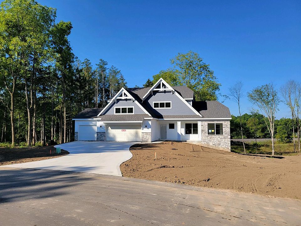 1st image of 8138 Honeysuckle Hill Ct SE #5