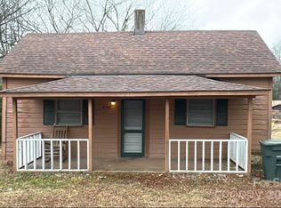 605 Kings Mountain St, Clover, SC 29710