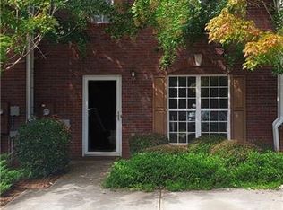 3018 Waldrop Cir, Decatur, GA 30034