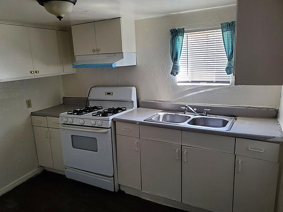 5th image of 3133 Chamoune Ave #31