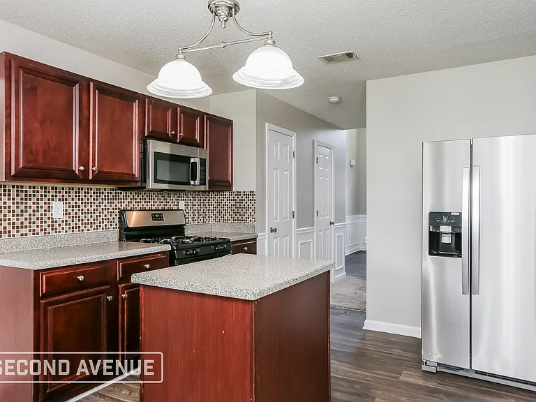 4345 Estate St — Photo 9