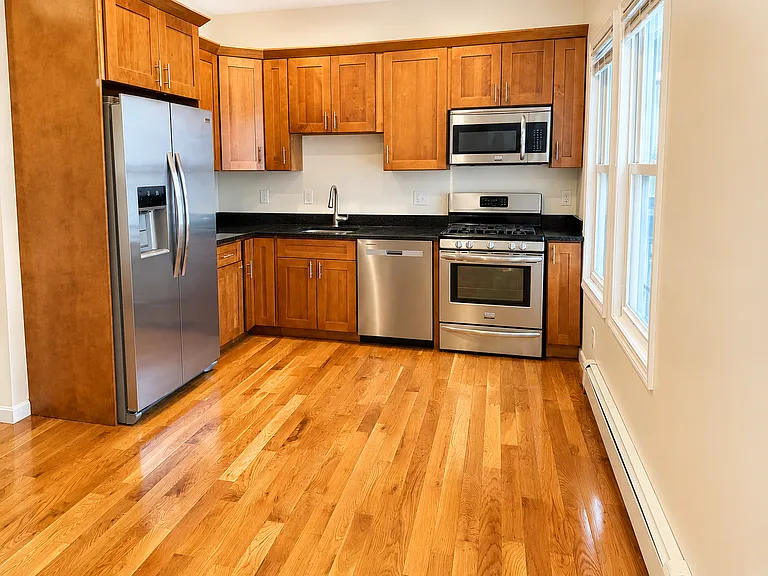 91 Tremont St #1 — Photo 5
