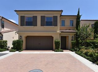 56 Wildvine, Irvine, CA 92620