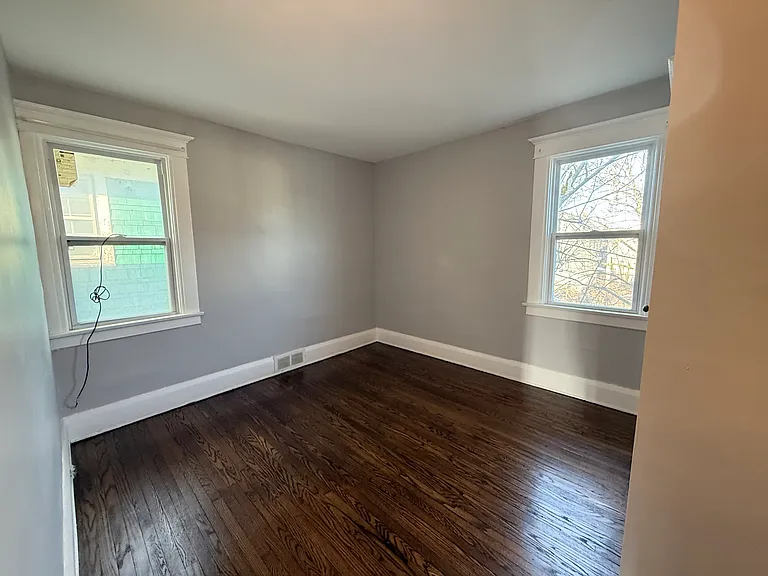 208 Lovering Ave #2 — Photo 3