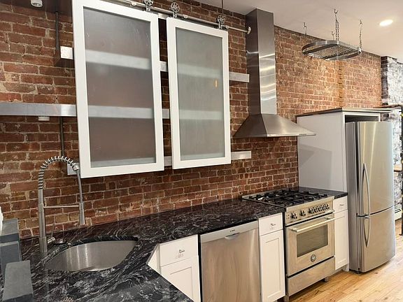 5th image of 805 Park Ave APT 9