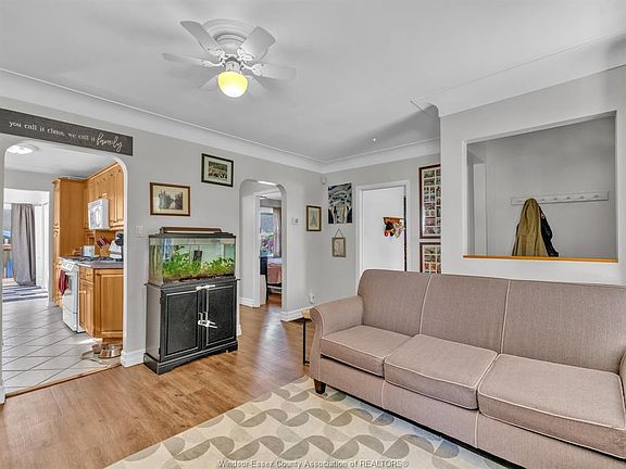 5th image of 1909 Westcott Rd