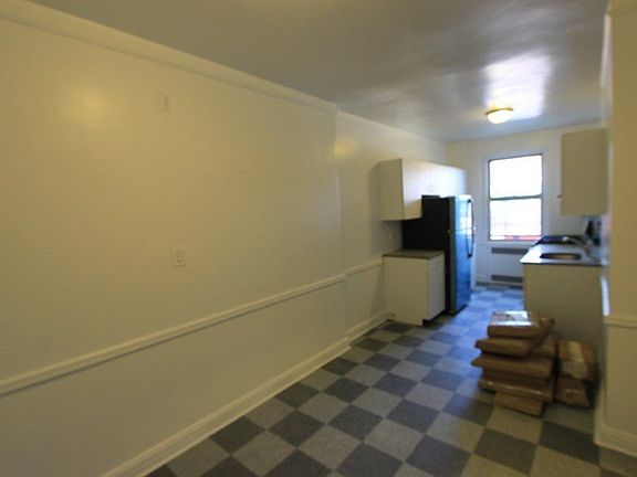 5th image of 4750 41st St APT 1E