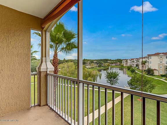 Awesome lake View from Screened Balconey