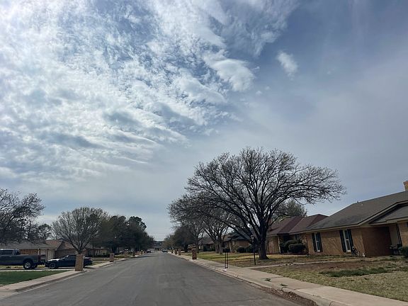3rd image of 4805 Elma Dr