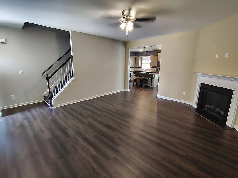 128 Welborn St — Photo 5