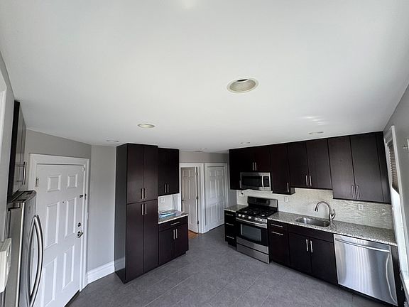 3rd image of 1246 McBride Ave #1