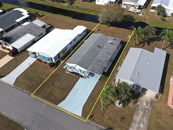 2nd image of 978 Waterway Dr