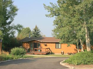 10 Middle Branch Cres, Star Valley Ranch, WY 83127