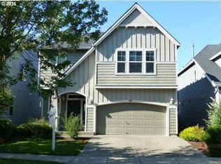 807 SW 17th Way, Troutdale, OR 97060