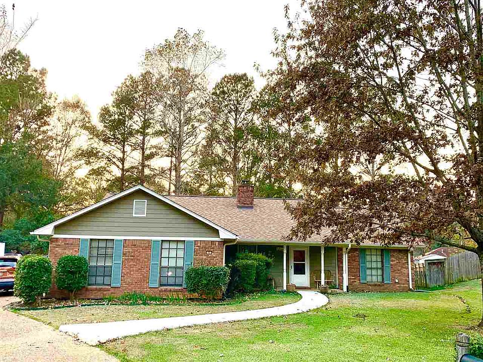 1st image of 418 Willow Oak Dr