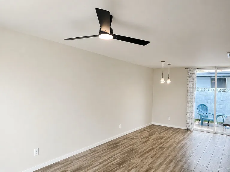 4202 N 38th St #2 — Photo 3