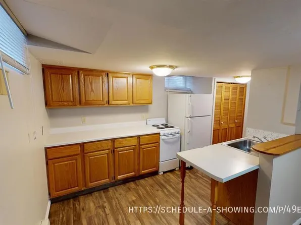 1008 W Bluff St APT E, Marquette, MI 49855