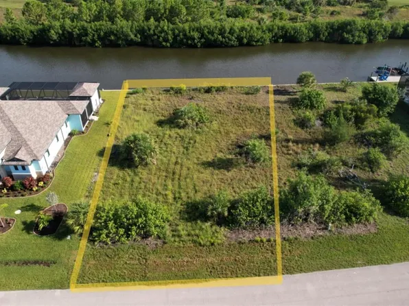 15076 LEIPZIG CIRCLE, PORT CHARLOTTE, FL 33981