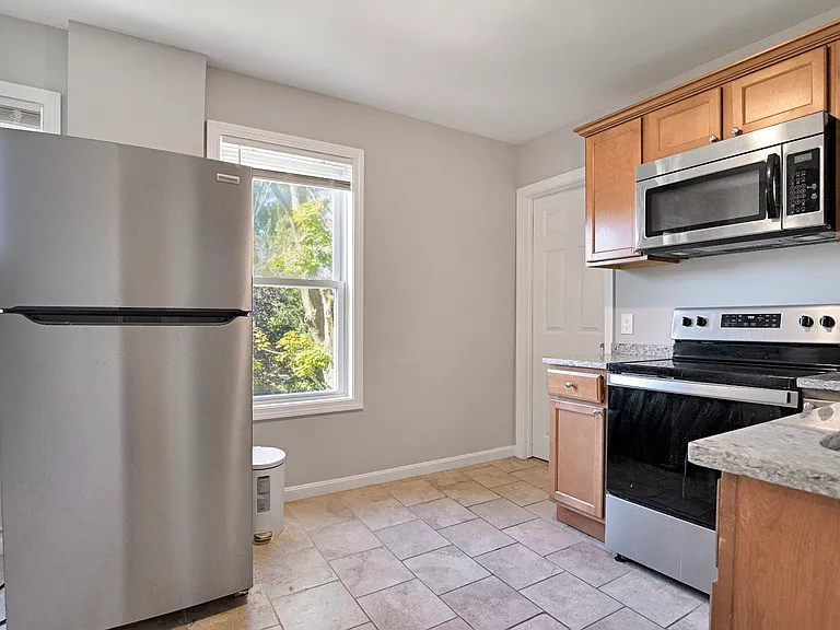 34 Kellogg St #2 — Photo 5