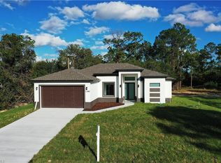 820 Fitch AVE, LEHIGH ACRES, FL 33972