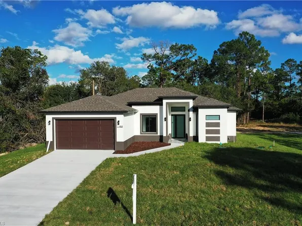 820 Fitch AVE, LEHIGH ACRES, FL 33972