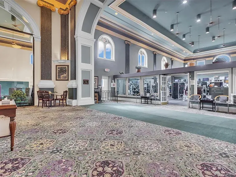 Chapel hills club house