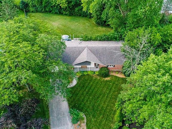 2nd image of 5515 Beechcomb Pl
