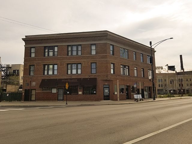 1st image of 2165 N Milwaukee Ave #2
