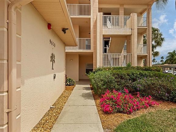 4th image of 9630 Club South Cir Unit 6308