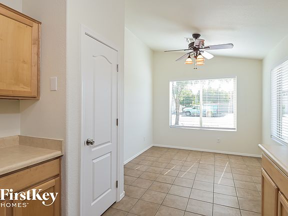 4th image of 7904 W Sacramento Hill Dr
