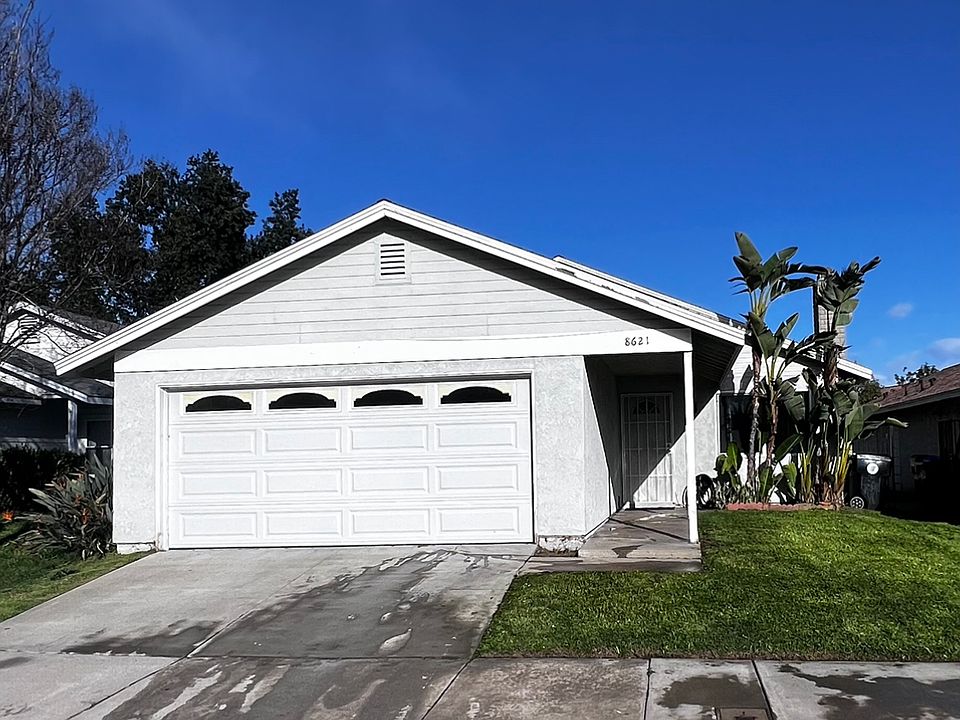2nd image of 8621 Andover Pl