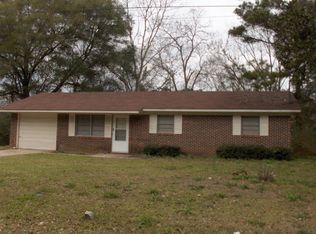 348 Spring St, Newton, AL 36352