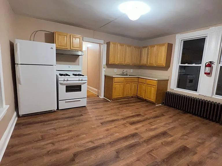 199 New St #2 — Photo 6