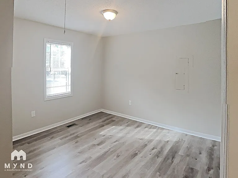 105 Mary Michael Ln — Photo 12