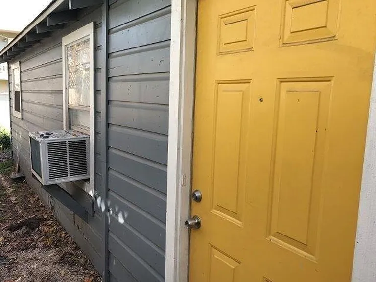 1026 Ellingson Ln — Photo 2