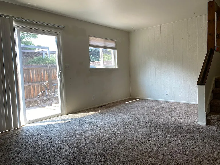 1405 Bradley Dr — Photo 4