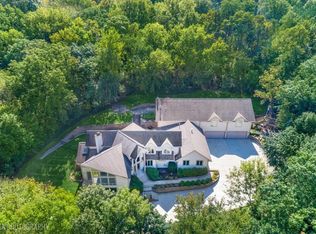 925 N River Rd, Algonquin, IL 60102