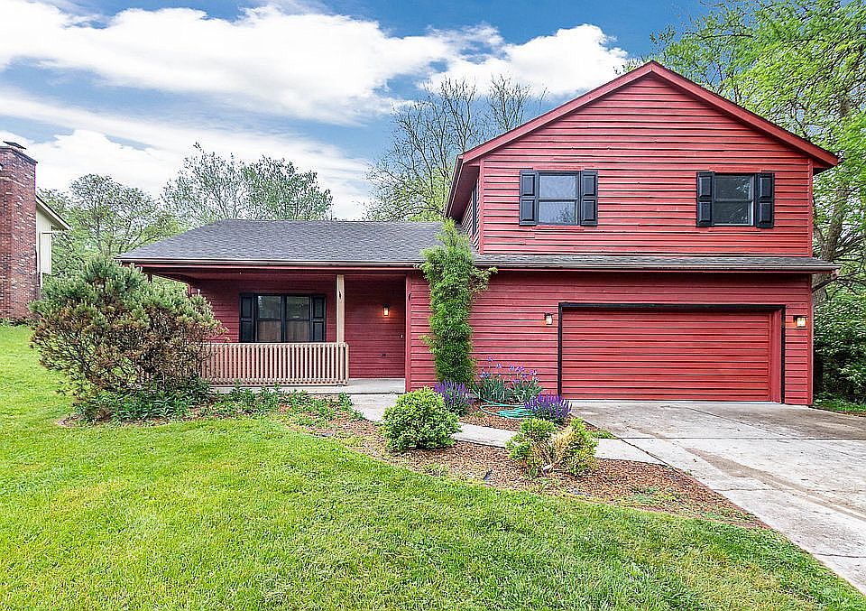 1st image of 800 White Oak Dr