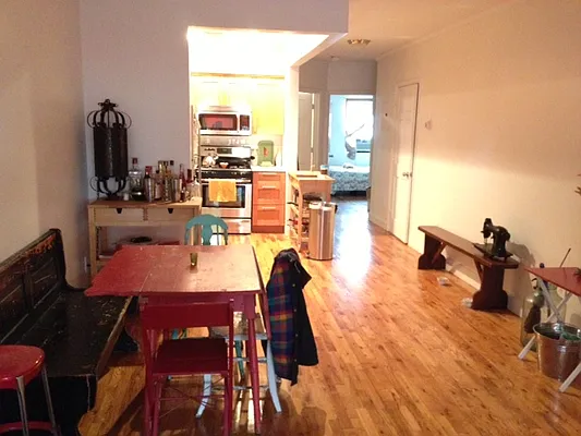 Rented by Elite NY Holdings | media 28